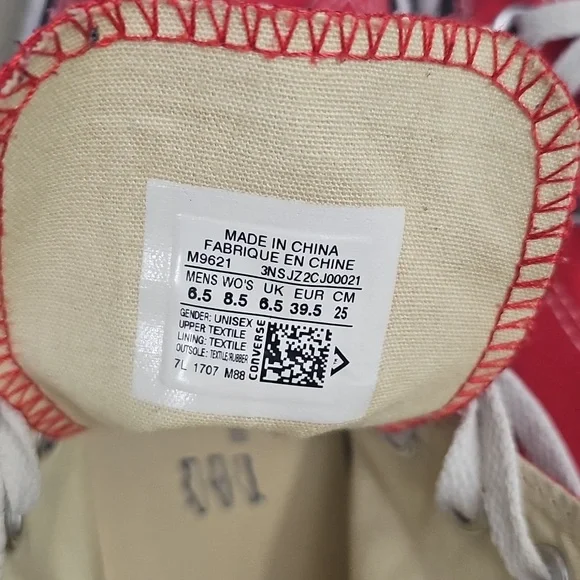 Converse High-Top Red Size 8.5 Womens - Picture 7 of 8